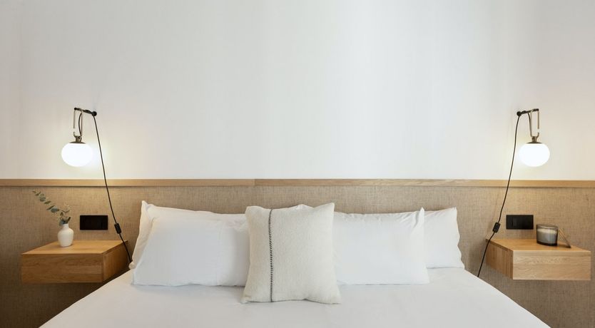 Photo of Tiptoes On The Roof