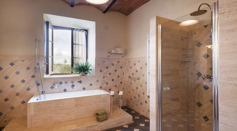 Photo of Toasted Oak