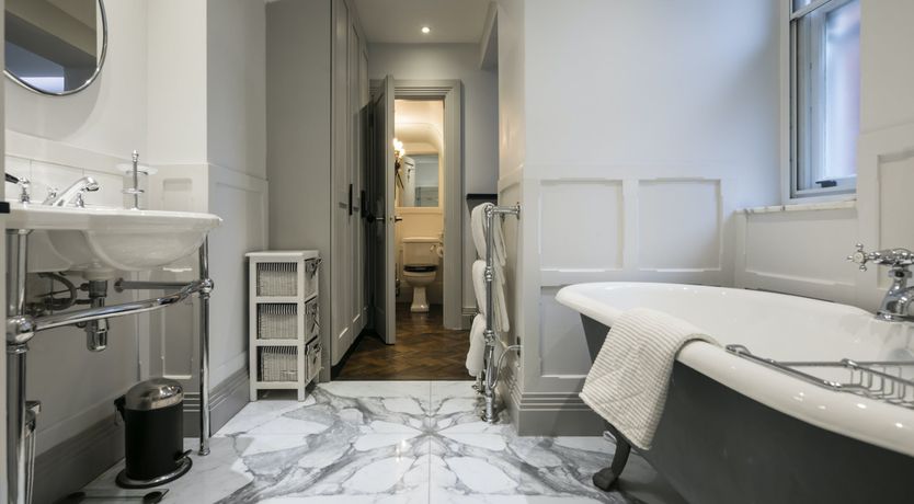 Photo of The Ritzy Rose