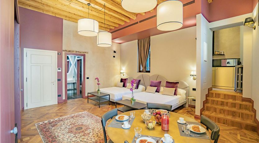 Photo of Venetian Blush