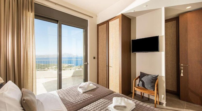 Photo of Nymph & Sea