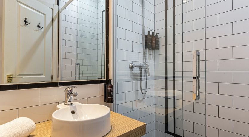 Photo of Spanish Stroll