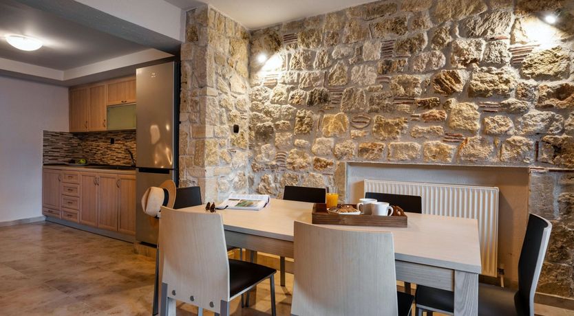 Photo of White Horizon