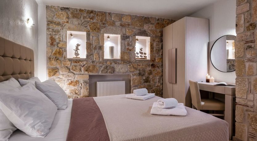 Photo of White Horizon