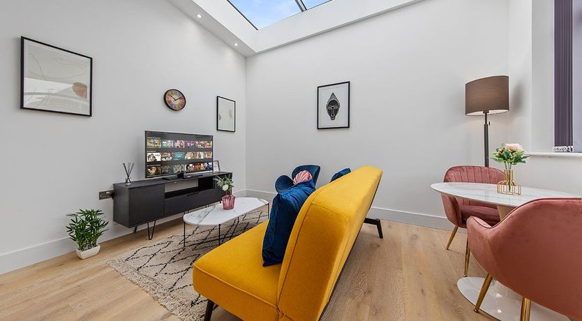 Photo of Kingston Calm