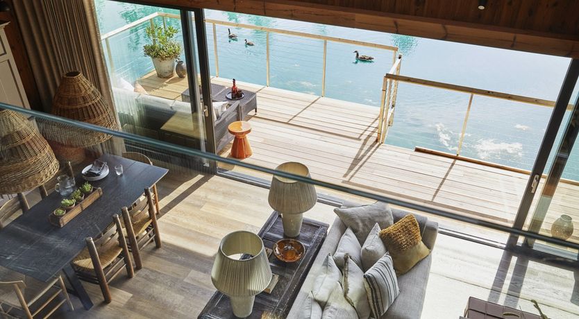 Photo of The Amber Rose