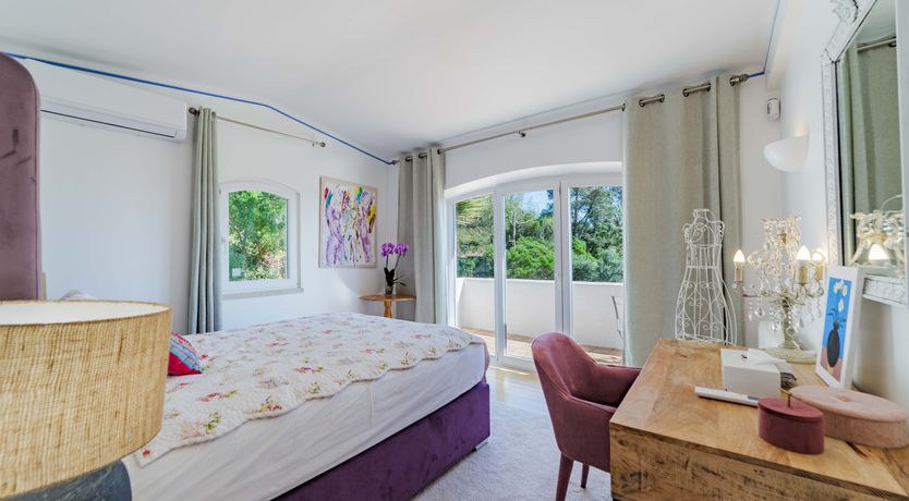 Photo of Warm & Cosy