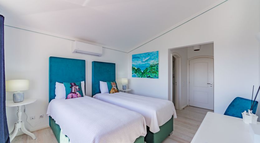 Photo of Warm & Cosy