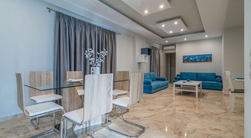 Photo of Sun-Hued Harmony