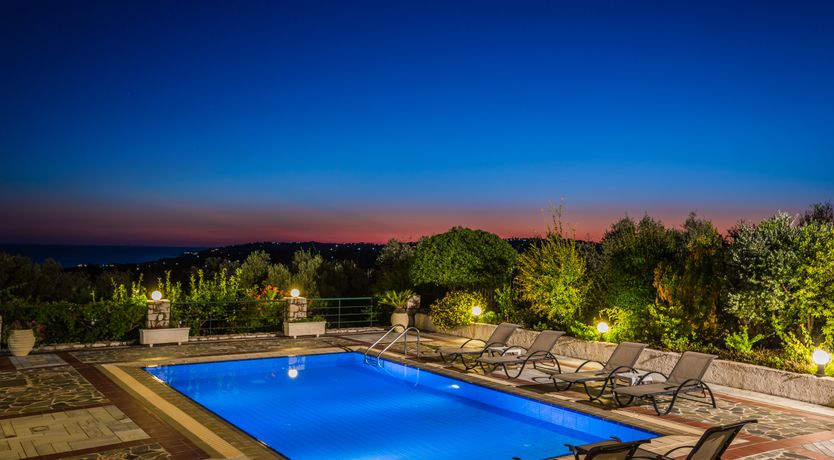 Photo of Honeycomb & White