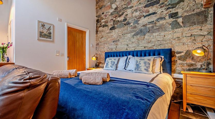 Photo of 1 Bed in Trebudannon