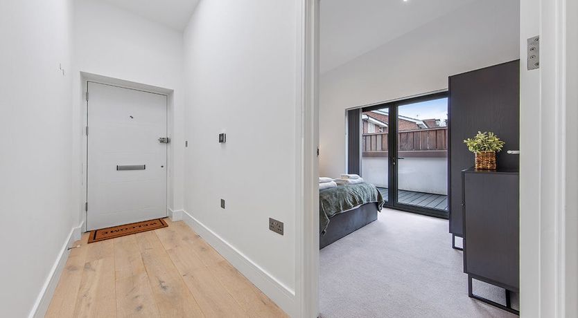 Photo of A West London Perspective