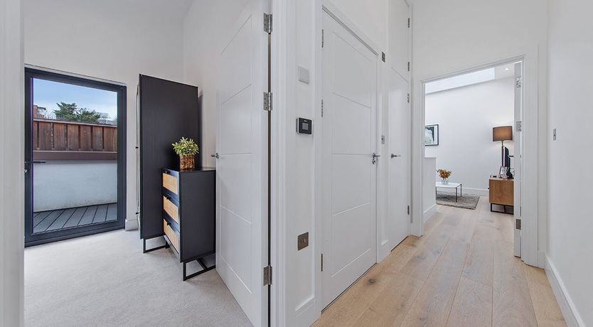 Photo of A West London Perspective