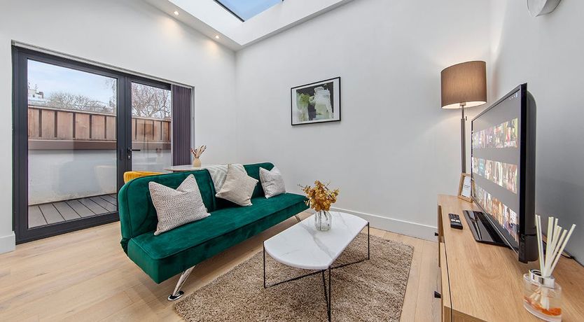 Photo of A West London Perspective