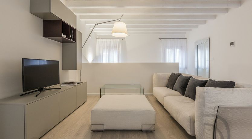 Photo of The Oyster Shell