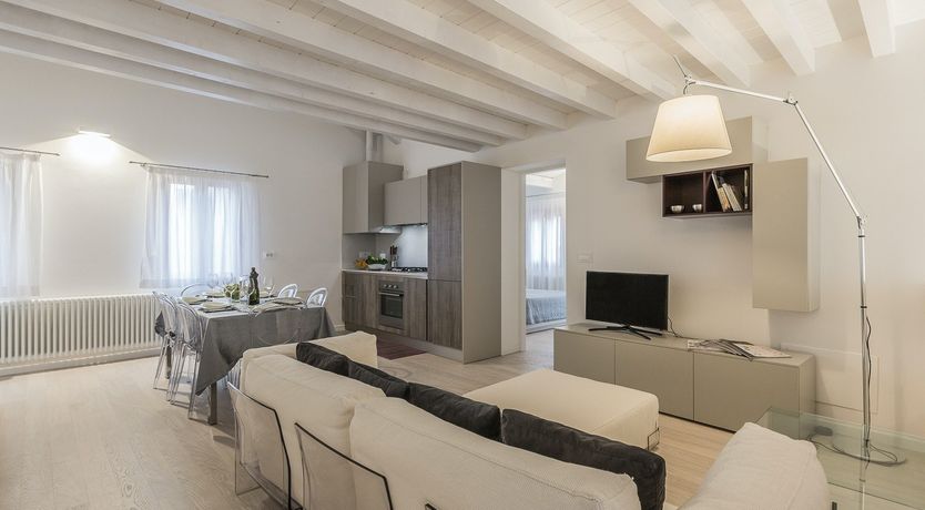 Photo of The Oyster Shell