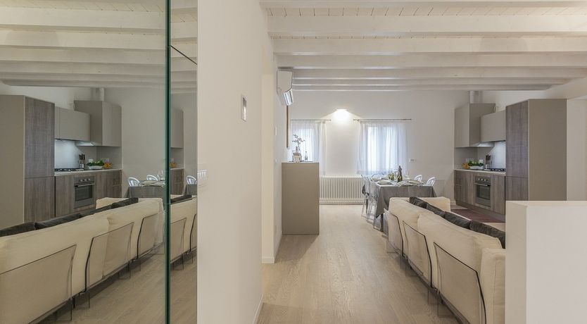 Photo of The Oyster Shell