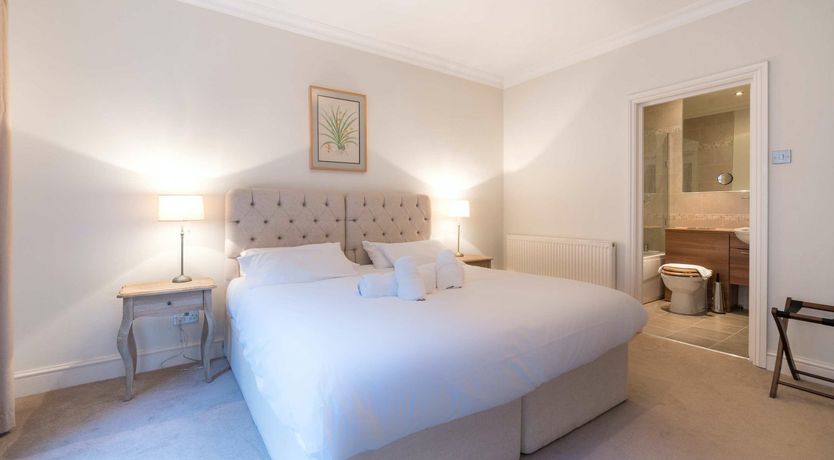 Photo of The Olde Time