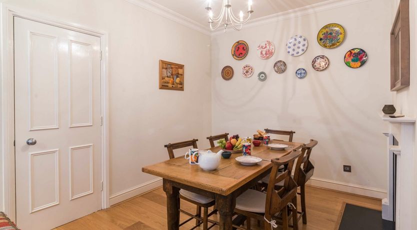 Photo of The Olde Time