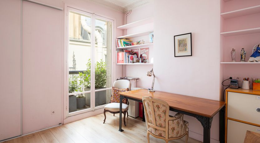 Photo of Monkey & Palme