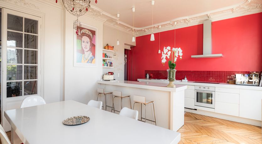 Photo of Monkey & Palme