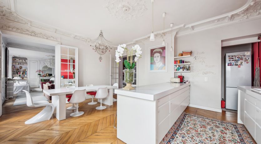 Photo of Monkey & Palme