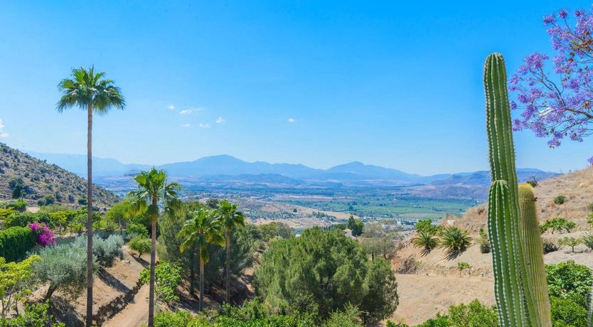 Photo of Mountain Sky