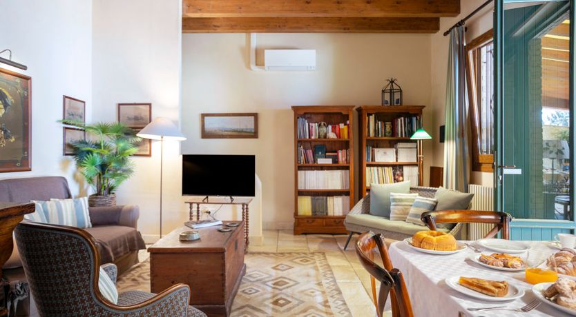 Photo of The Blue Opal