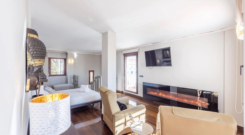 Photo of Sunshine On The Summer Sea