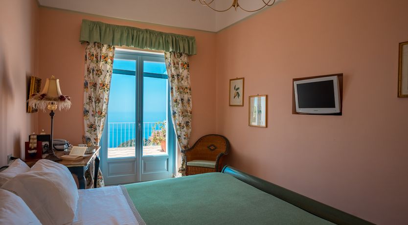 Photo of Sea Breeze & Citrus