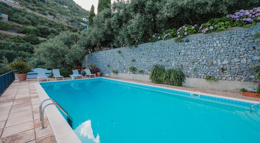 Photo of Sea Breeze & Citrus