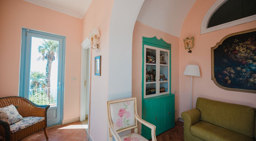 Photo of Sea Breeze & Citrus