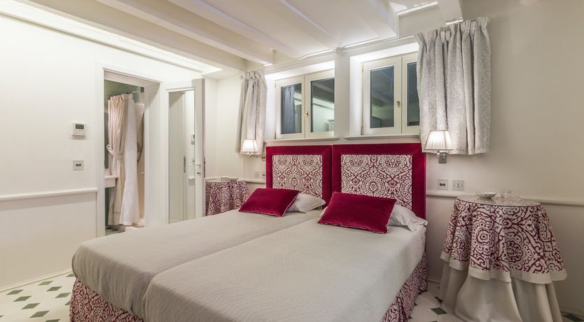 Photo of The Classic Flamingo