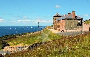 Coastguard Station Holiday Cottage