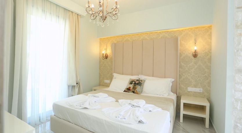 Photo of Grecian Gem