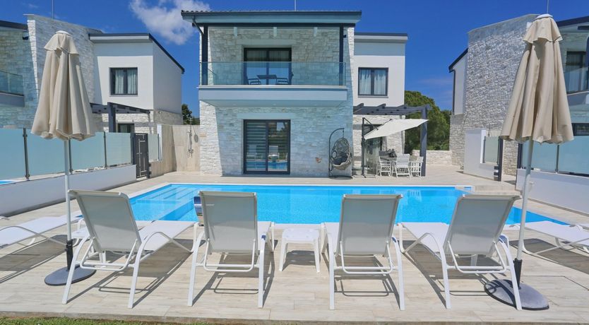 Photo of Grecian Gem