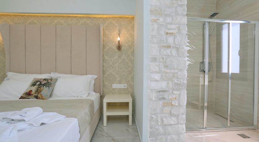 Photo of Grecian Gem