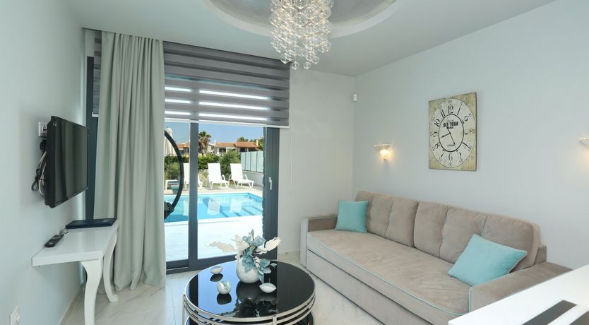 Photo of Grecian Gem