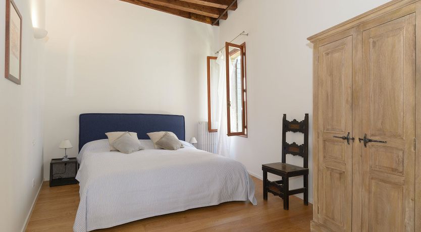 Photo of Venice's Crown