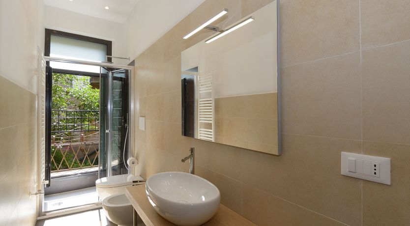 Photo of Venice's Crown