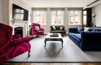 The Palace Garden Holiday Cottage