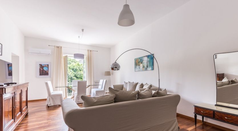 Photo of Juliet's Jewel