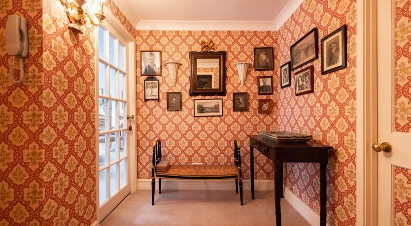 Photo of The Chelsea Flower