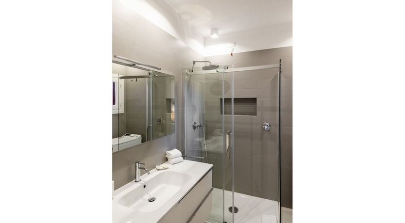 Photo of The Sea's Edge