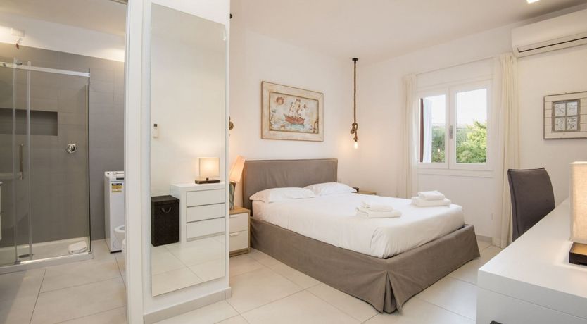 Photo of The Sea's Edge