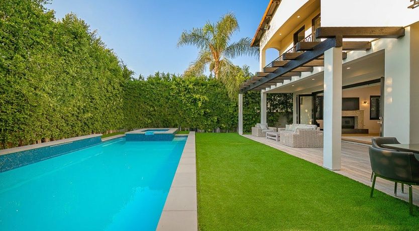 Photo of The Hollywood Heart