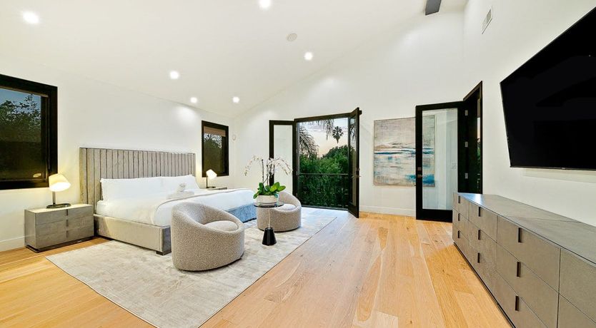 Photo of The Hollywood Heart