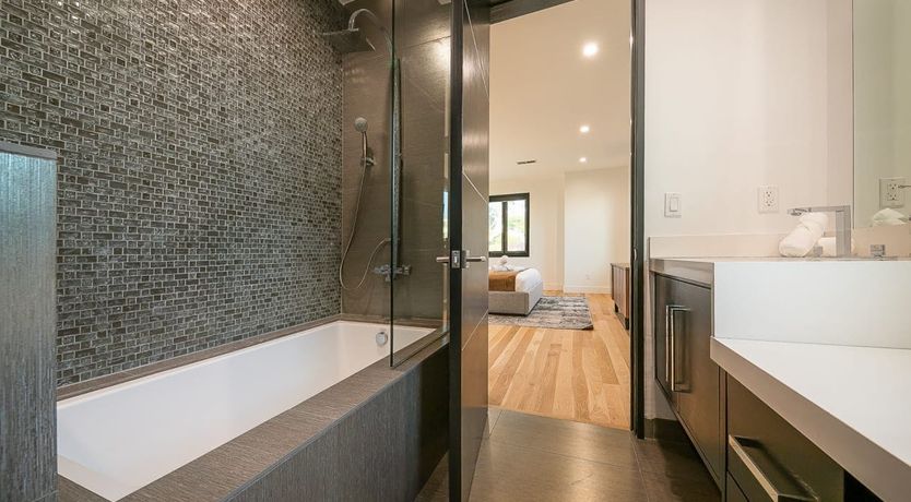 Photo of The Hollywood Heart