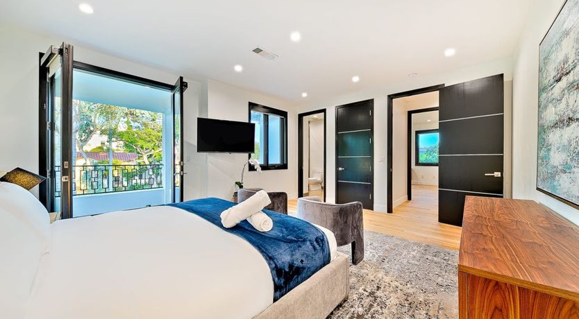 Photo of The Hollywood Heart