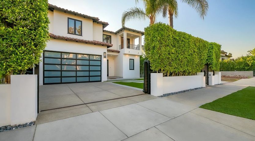 Photo of The Hollywood Heart